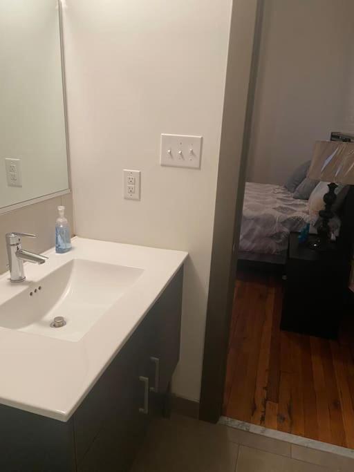 Charming 2 Bedroom Apartment Near Vcu 里士满 外观 照片