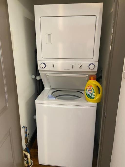 Charming 2 Bedroom Apartment Near Vcu 里士满 外观 照片